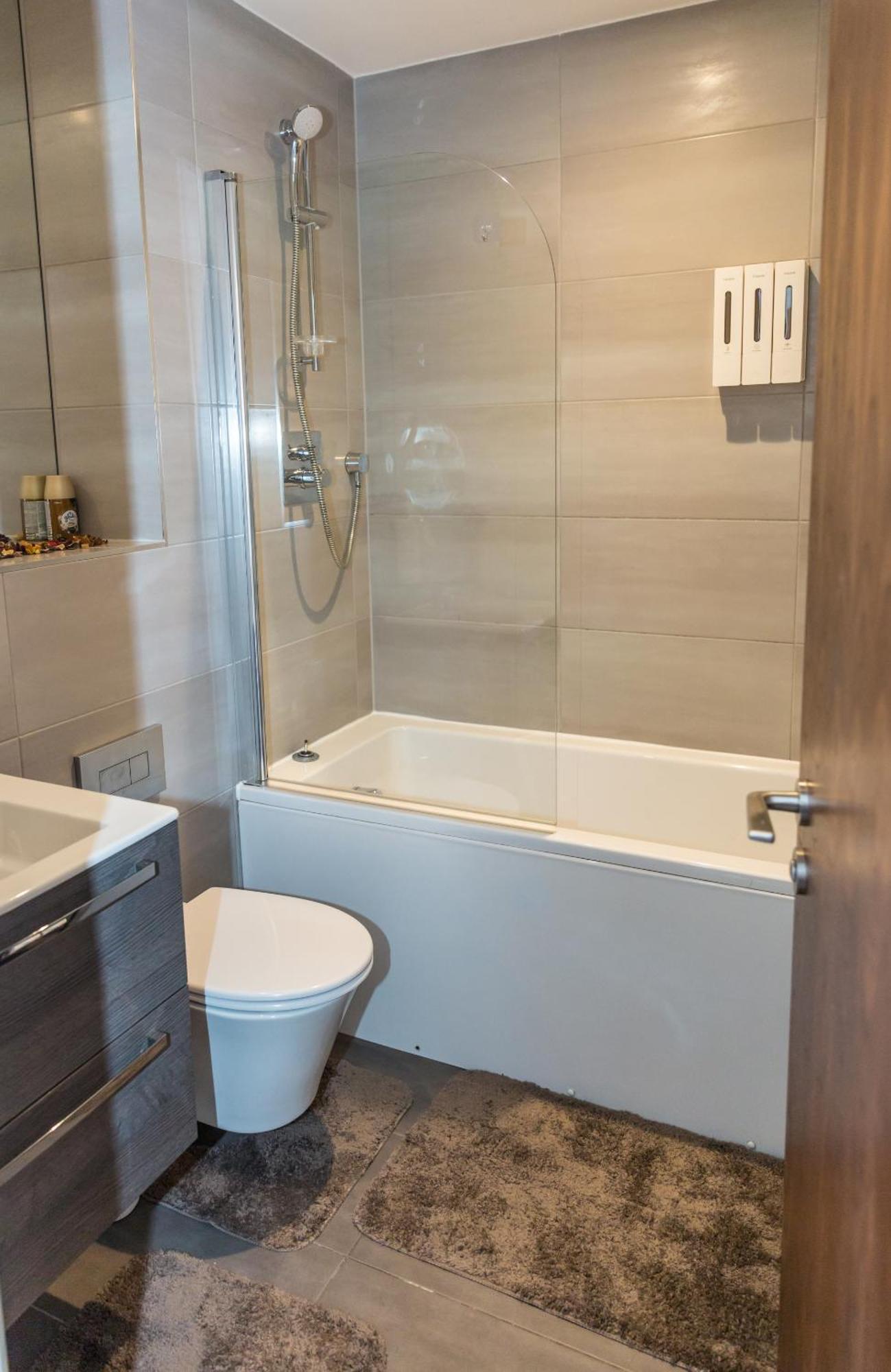 Sweet Stay, 2 Bed Apartment Birmingham Ngoại thất bức ảnh